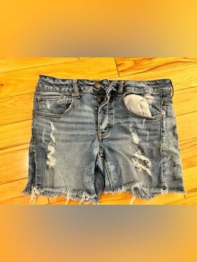 American Eagle Tomgirl Shortie Shorts Womens Size 6 Blue Distressed Raw Hem